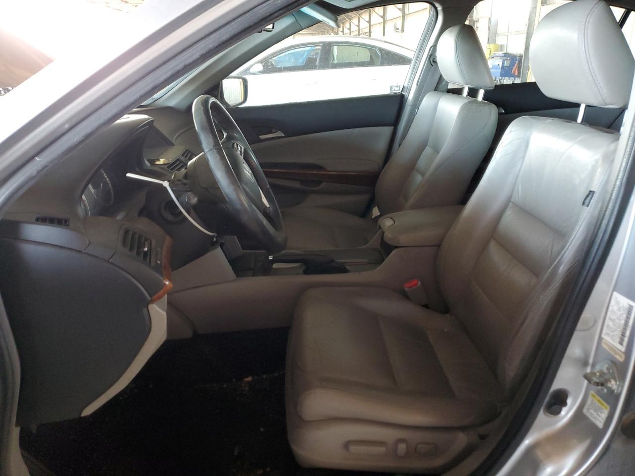2011 Honda Accord - Image 7