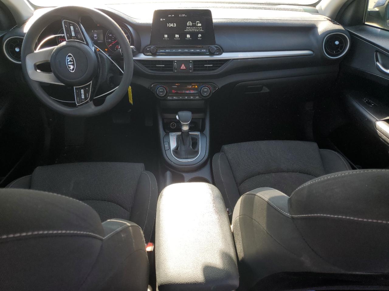 2019 Kia Forte - Image 8