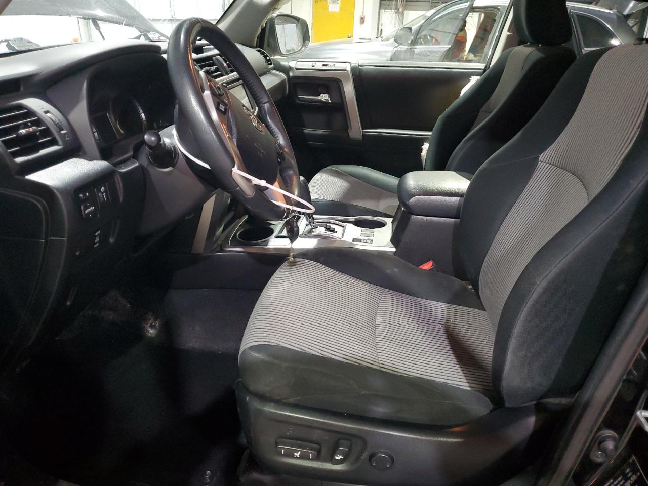 2016 Toyota 4Runner - Image 7