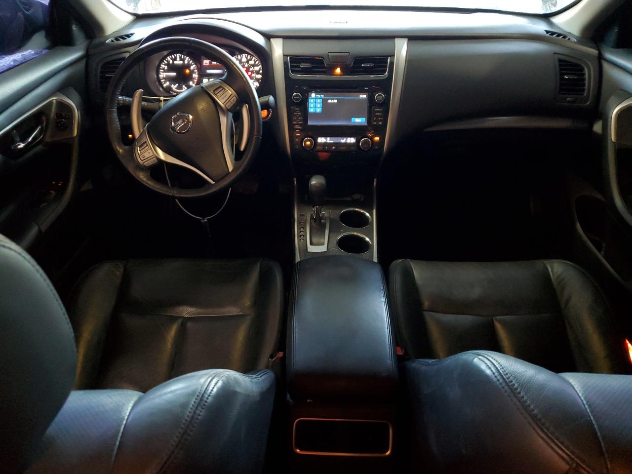 2015 Nissan Altima - Image 8