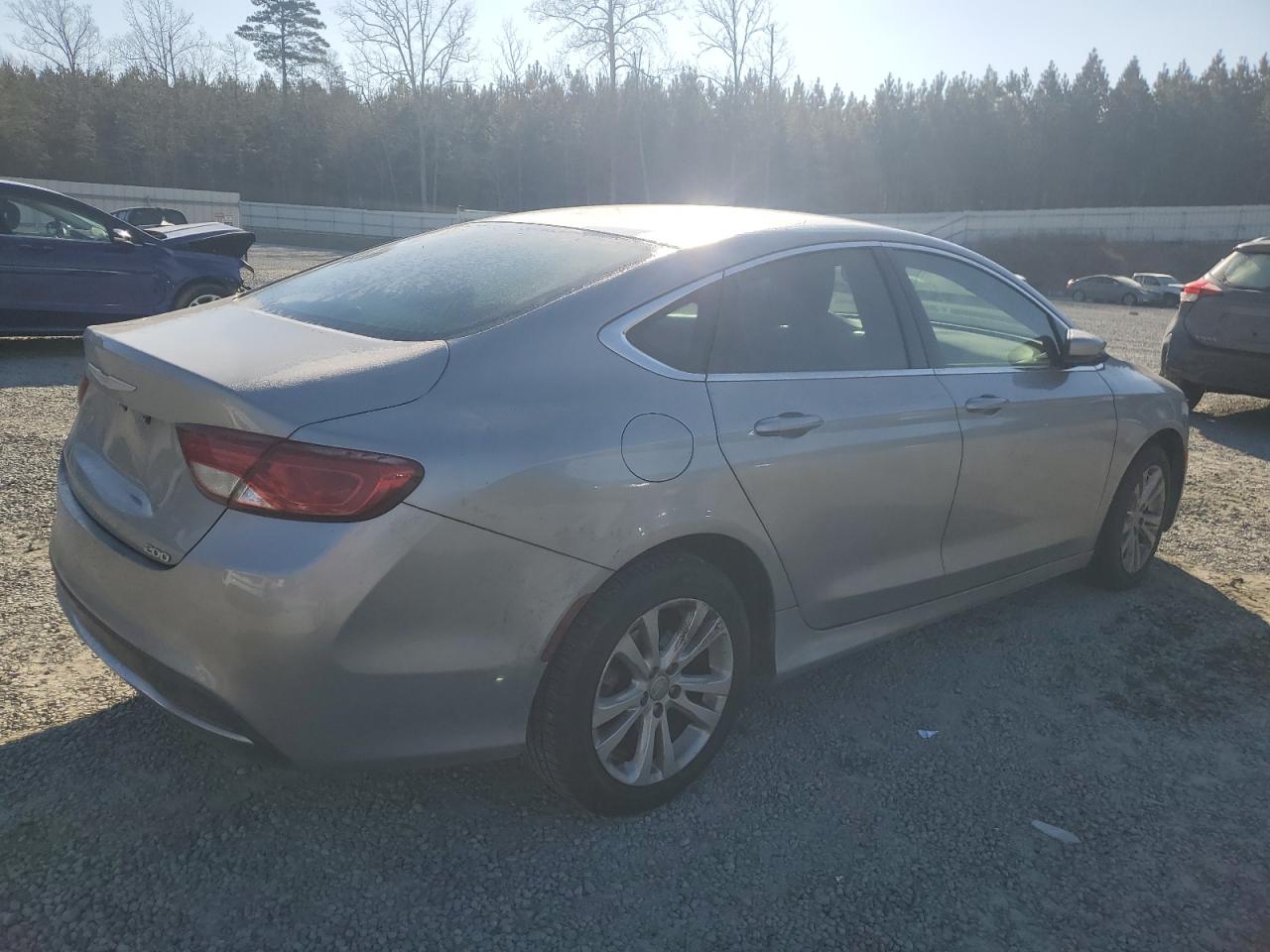 2015 Chrysler 200 - Image 3