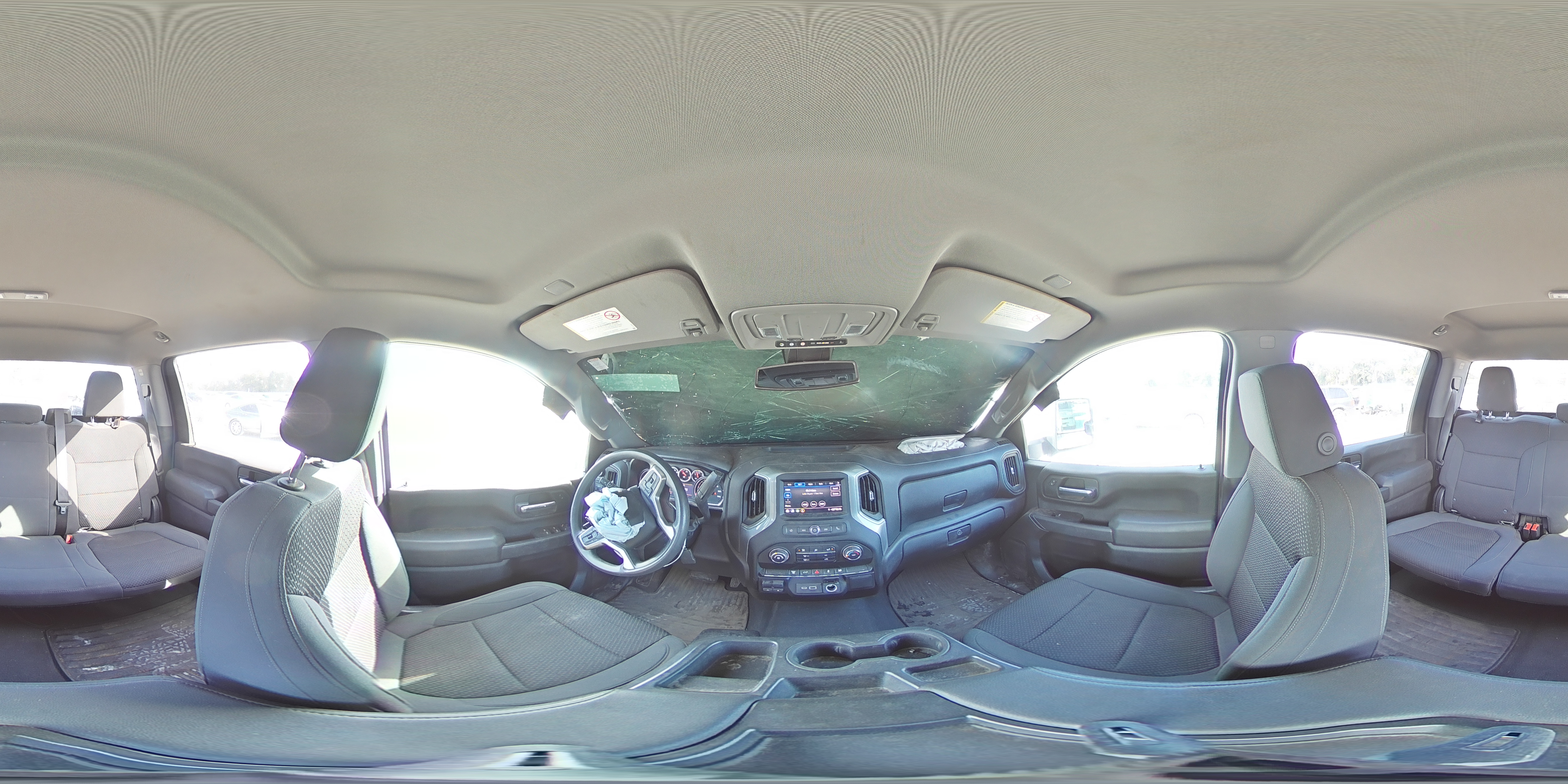 2022 Chevrolet Silverado - Image 12