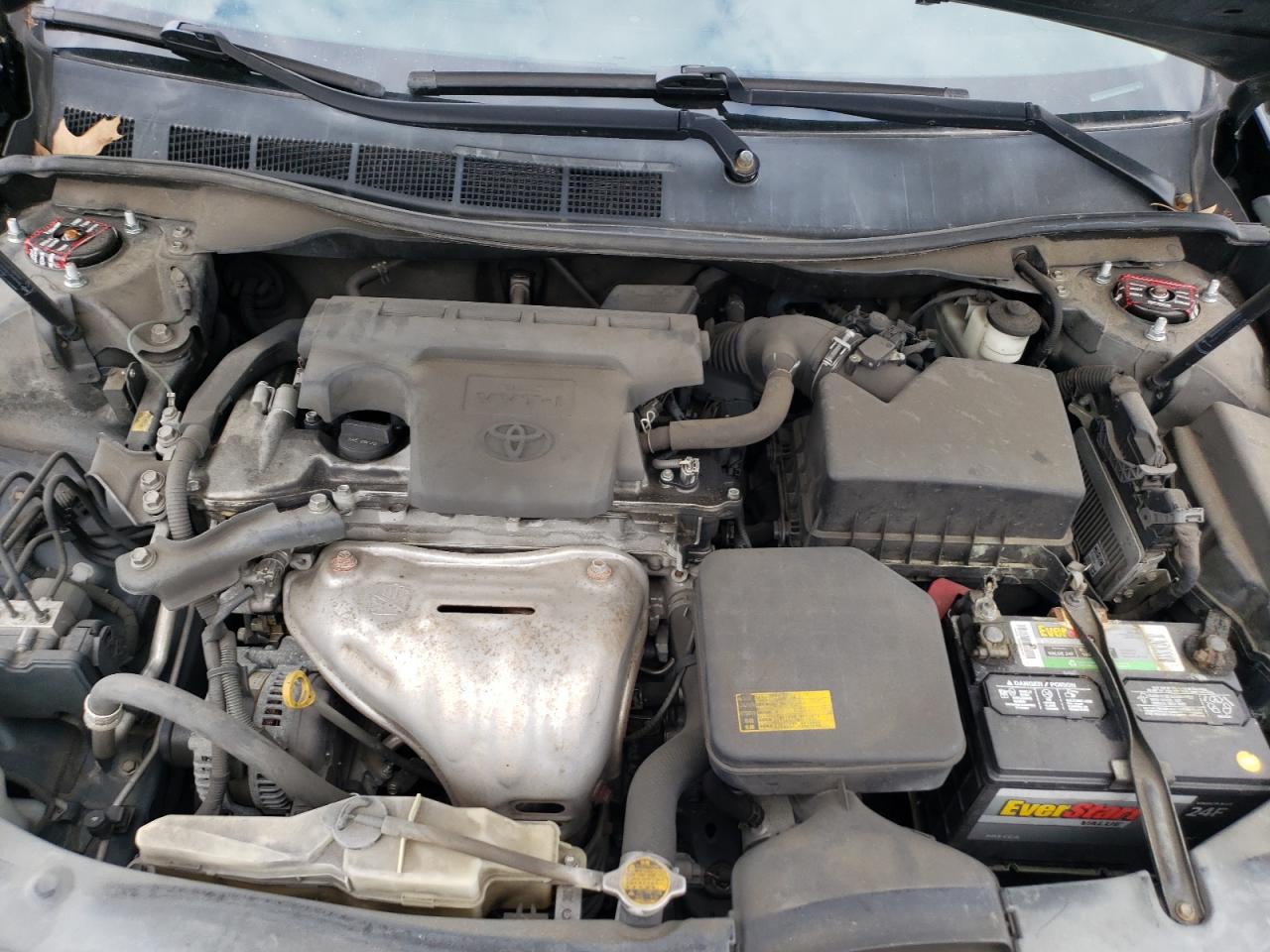 2012 Toyota Camry - Image 12