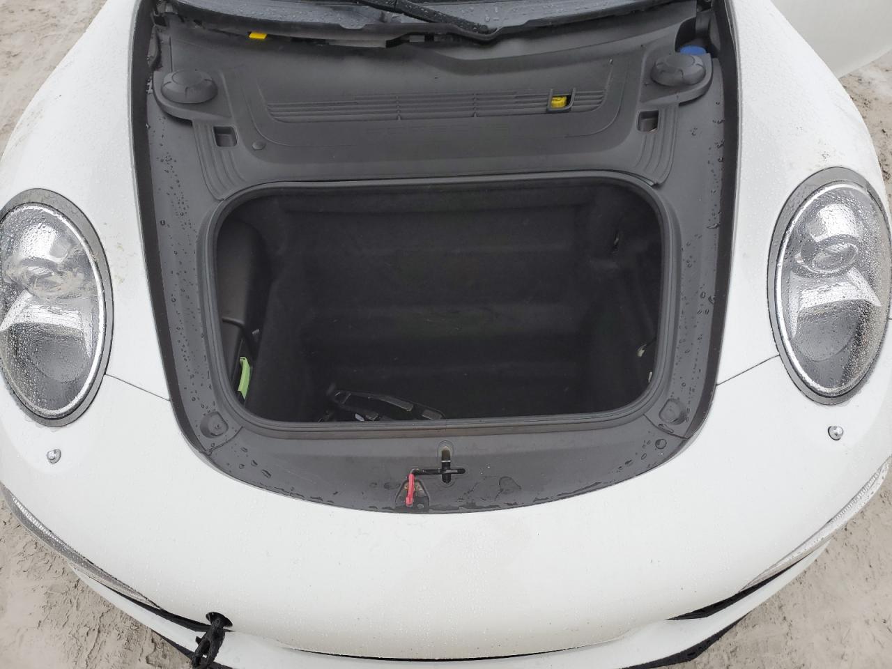 2013 Porsche 911 - Image 11
