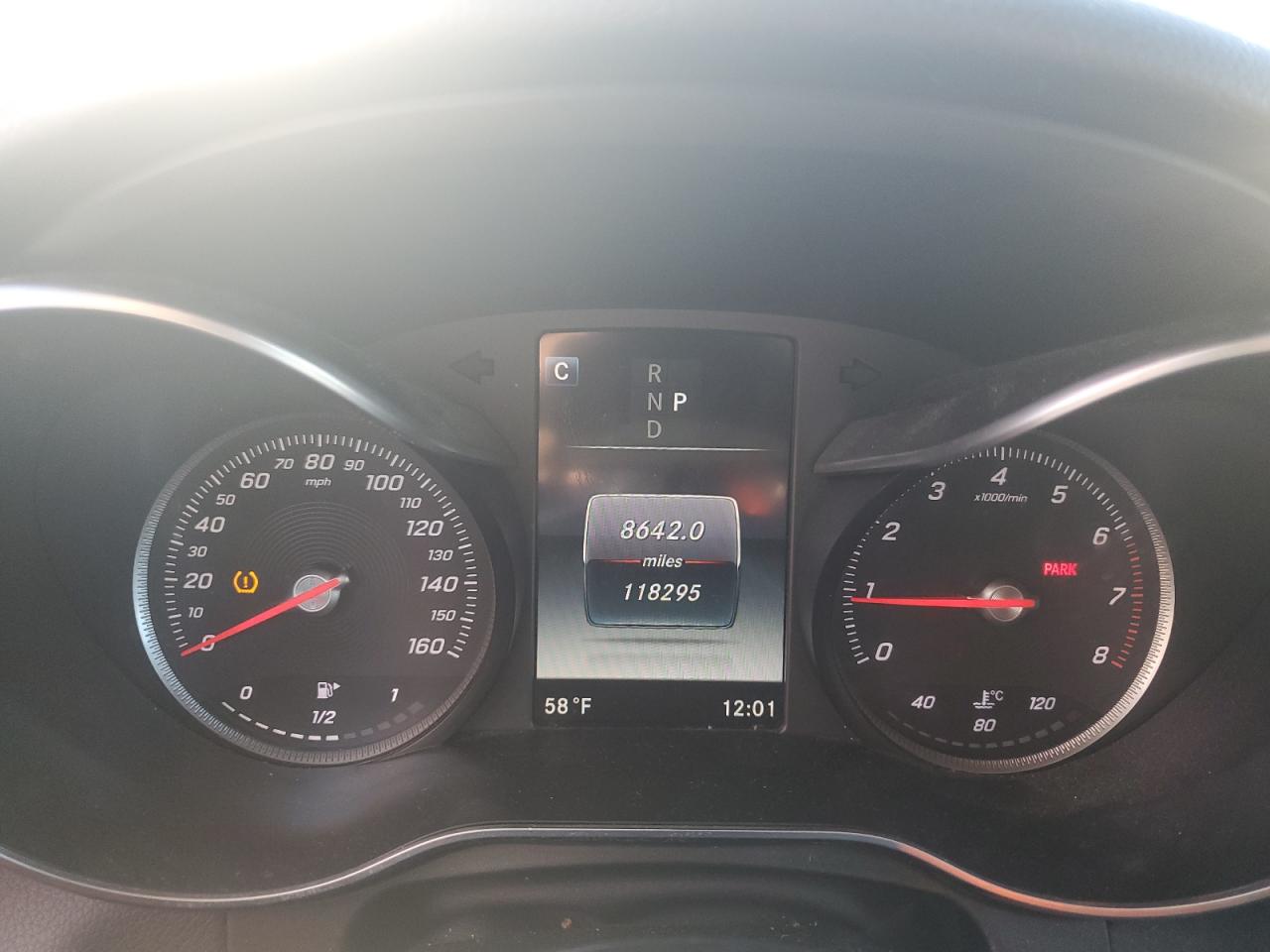 2017 Mercedes-Benz GLC - Image 9