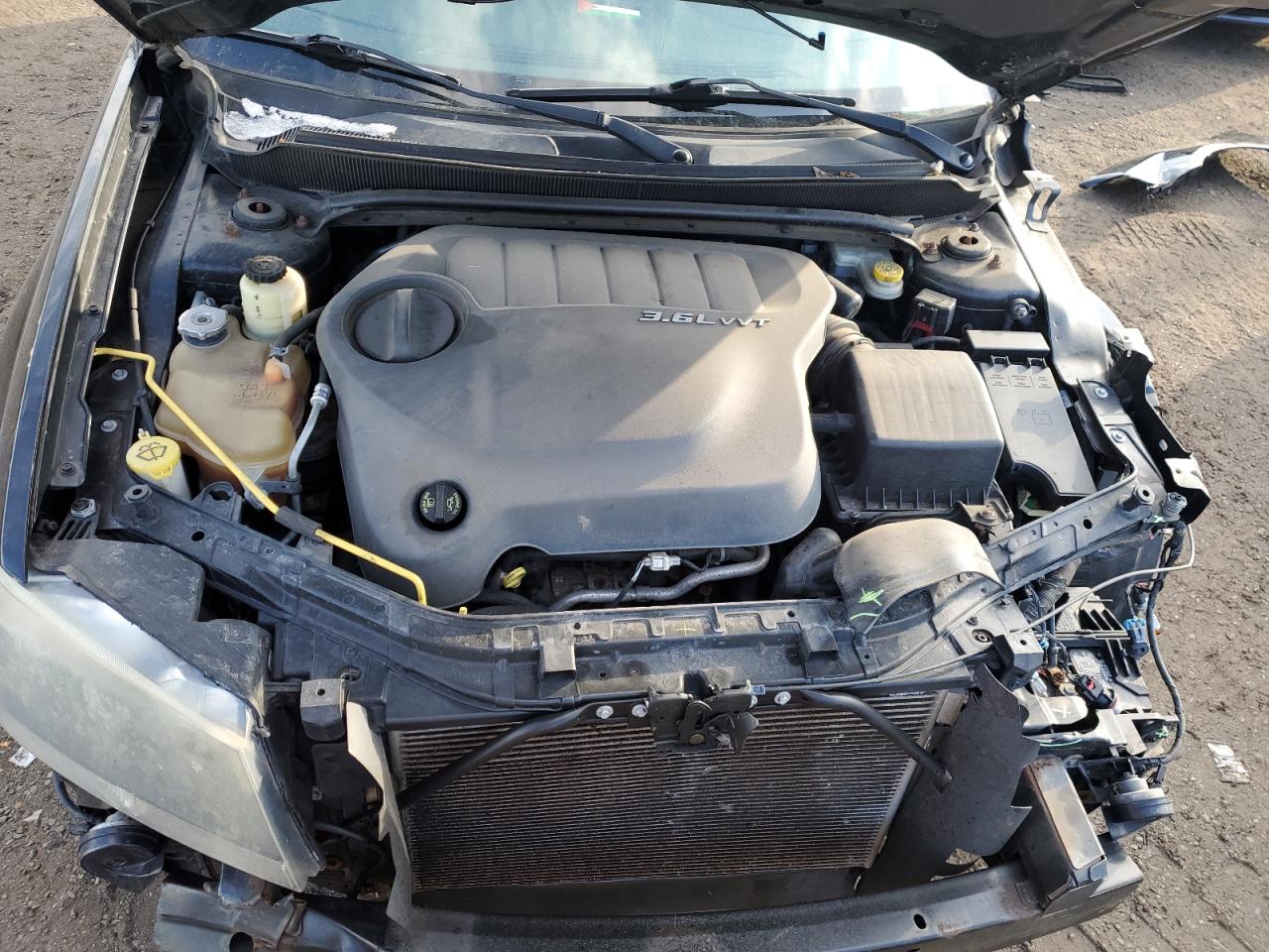 2014 Dodge Avenger - Image 11