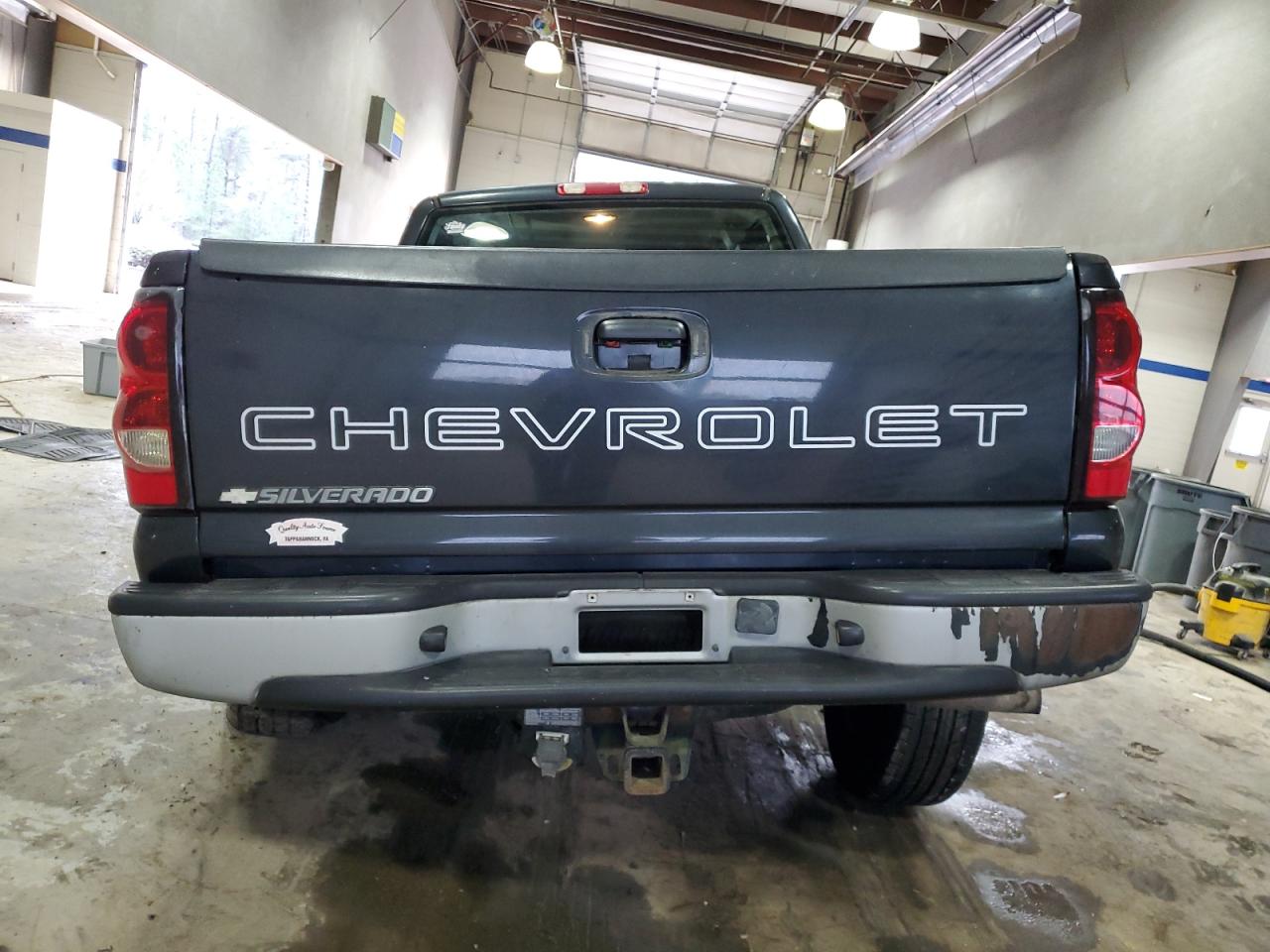 2005 Chevrolet Silverado - Image 6