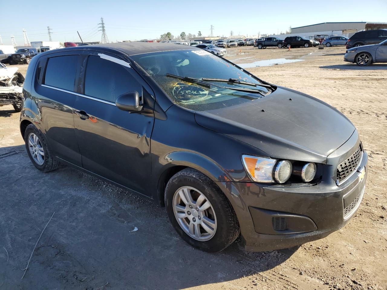 VIN 1G1JC6SH7F4136539 2015 CHEVROLET SONIC no.4