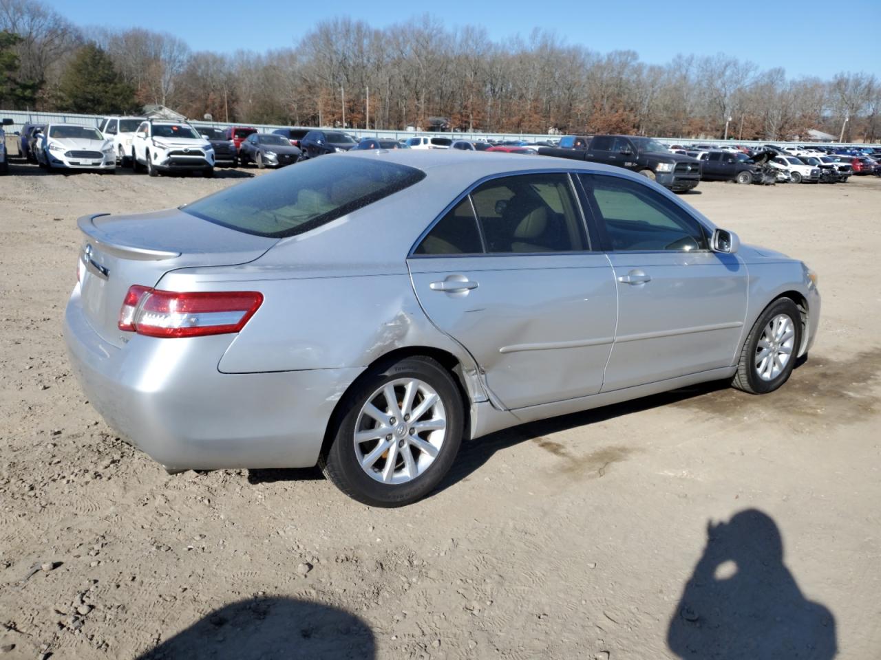 2010 Toyota Camry - Image 3