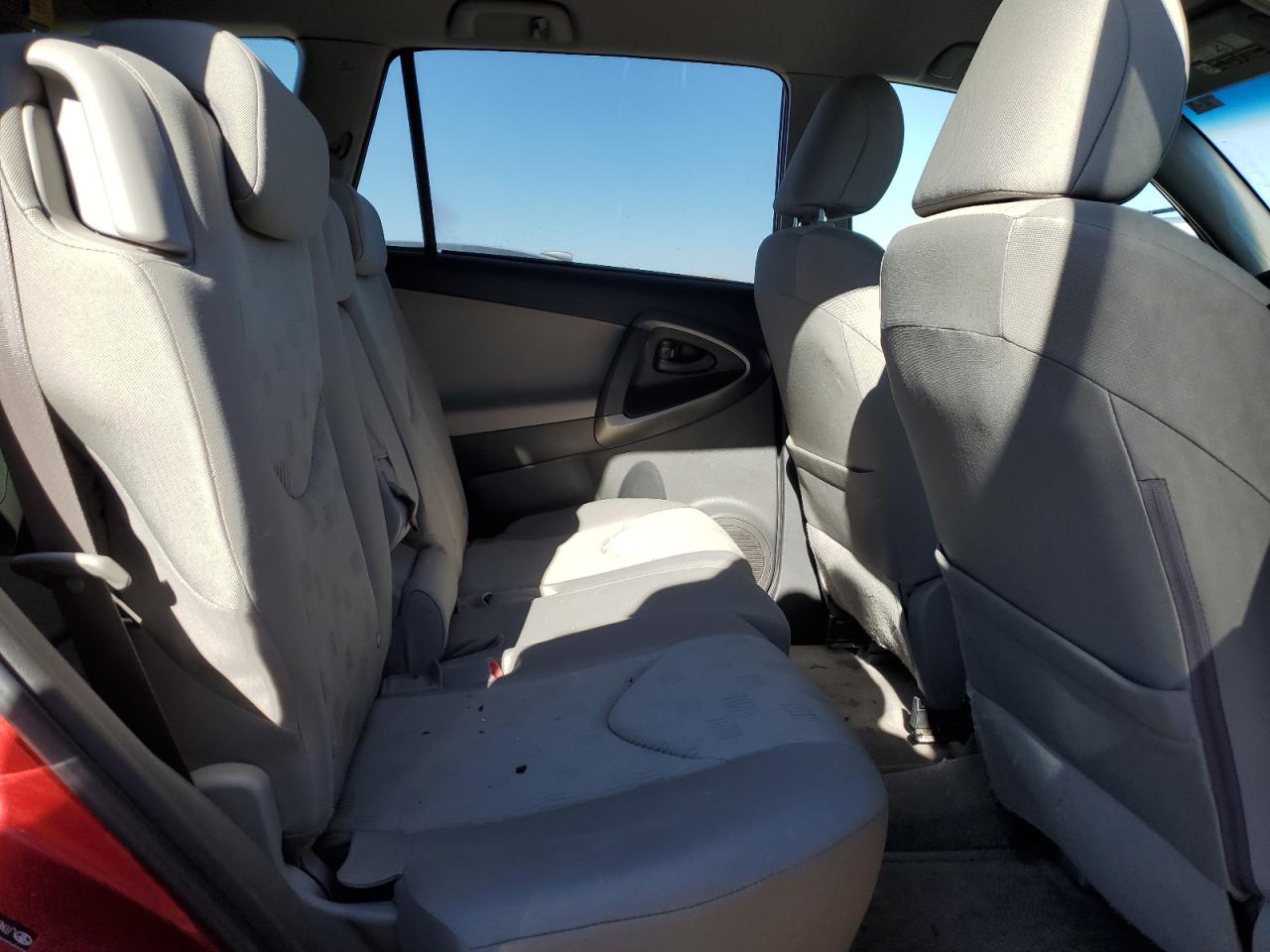 2010 Toyota RAV 4 - Image 10
