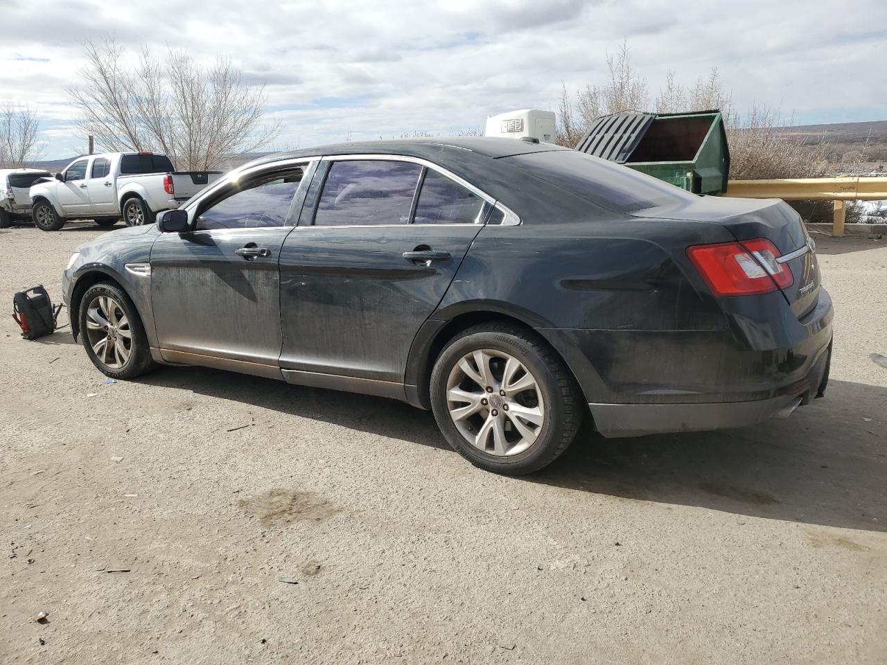 2012 Ford Taurus - Image 2