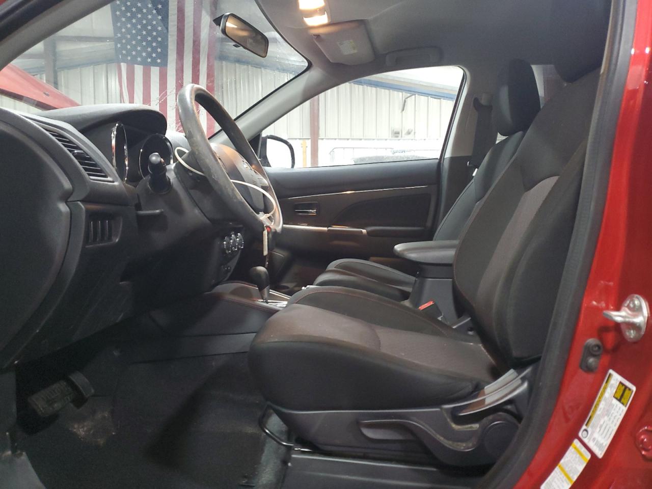 2019 Mitsubishi Outlander - Image 7