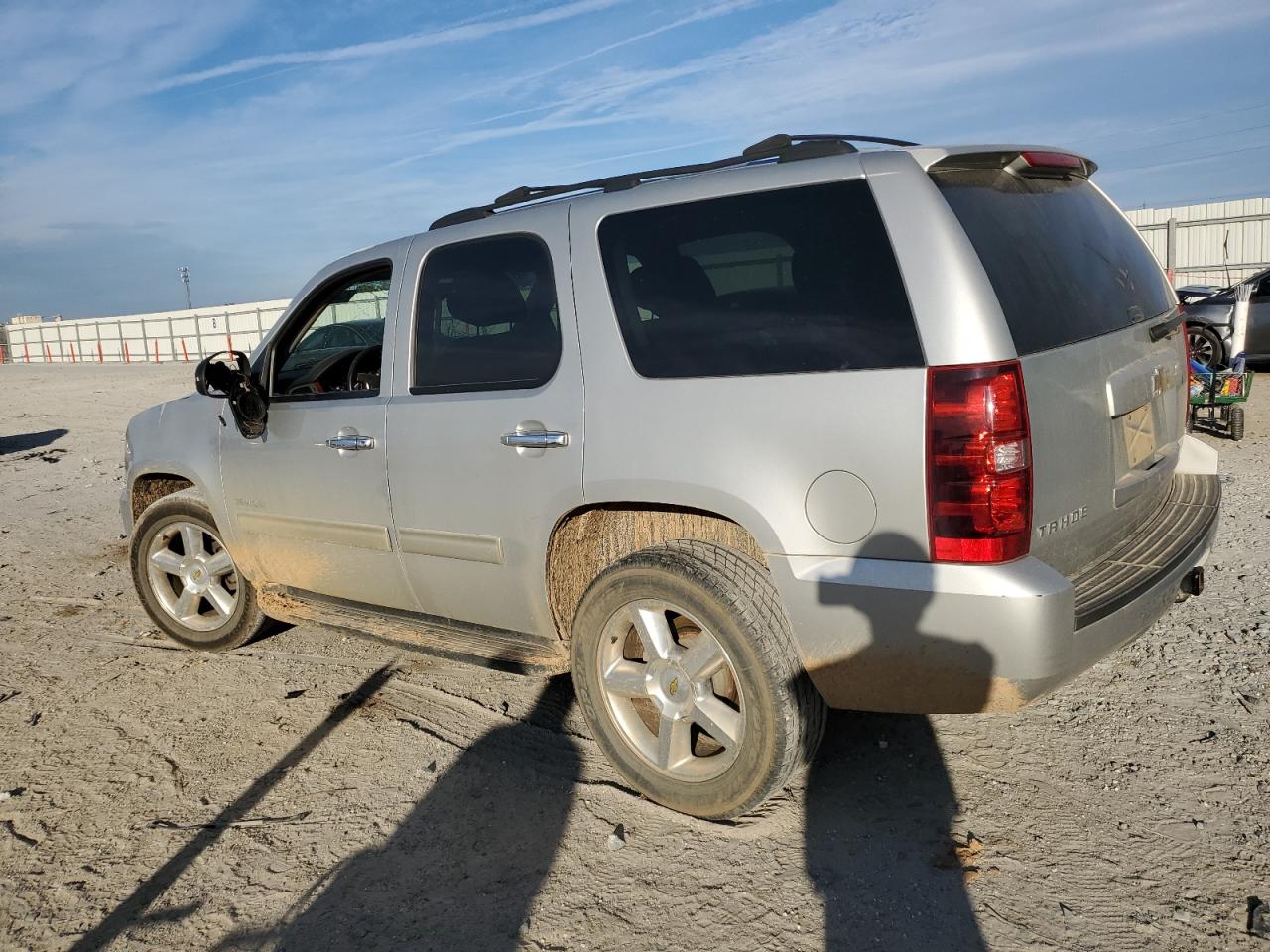 2011 Chevrolet Tahoe - Image 2