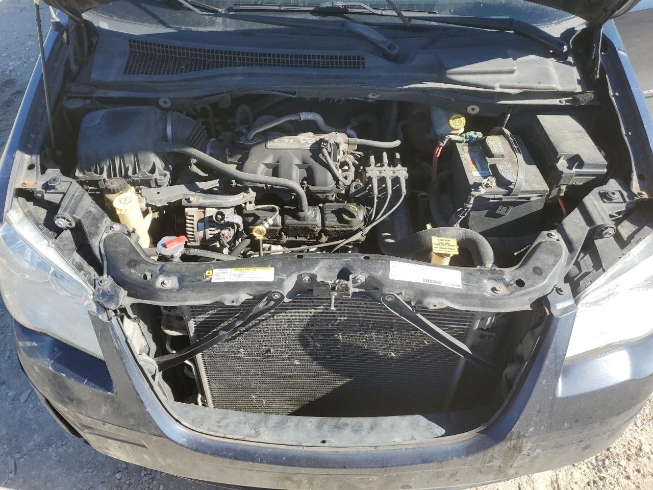 2008 Chrysler Town & Country - Image 13