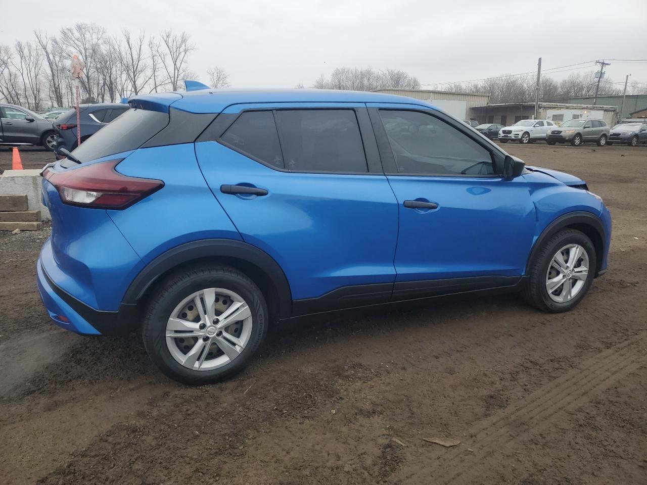 2021 Nissan Kicks - Image 3