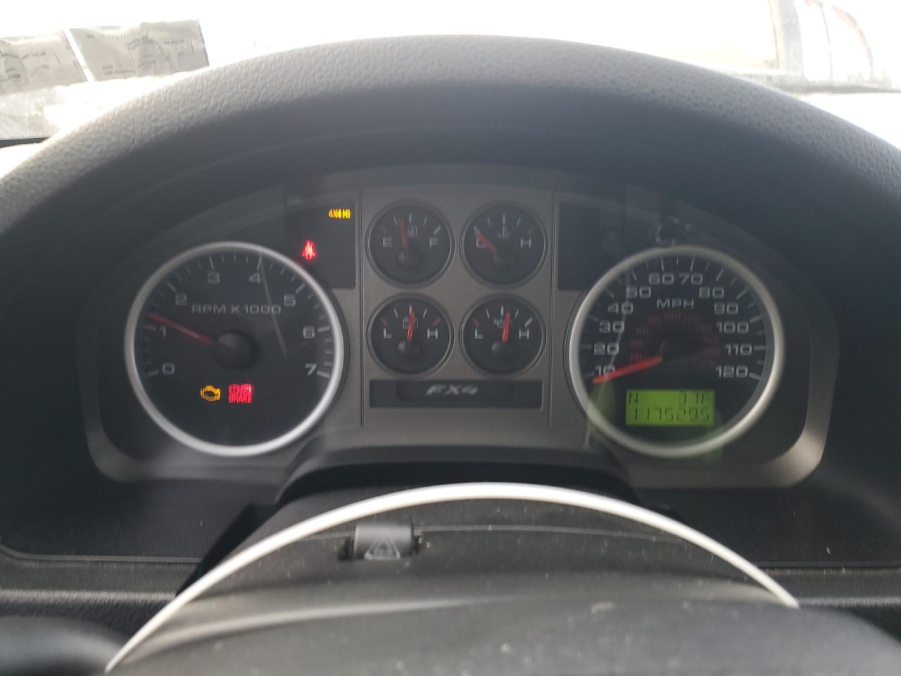 2006 Ford F-150 - Image 9