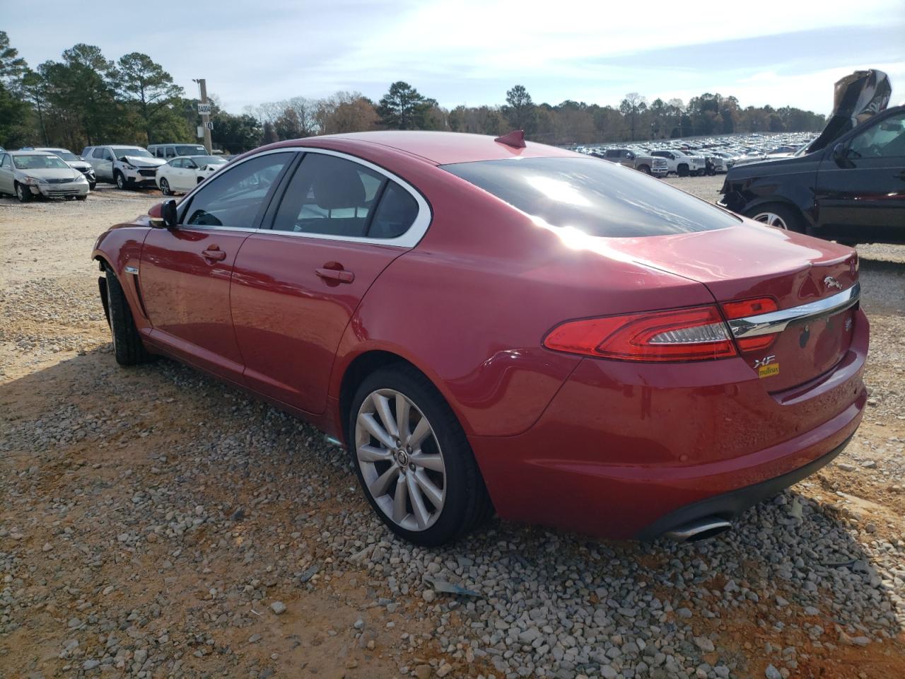 2013 Jaguar XF - Image 2