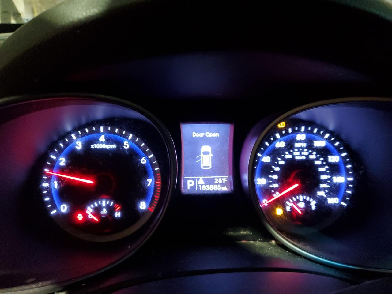 2013 Hyundai Santa Fe - Image 9