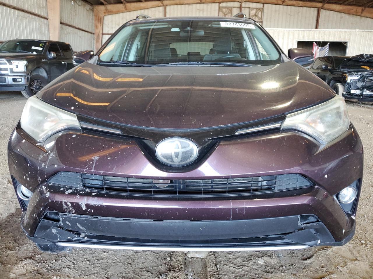 2017 Toyota RAV 4 - Image 5