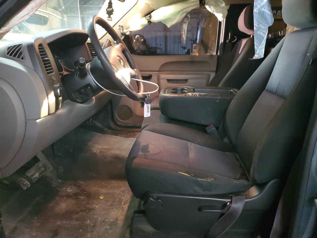2011 Chevrolet Silverado - Image 7