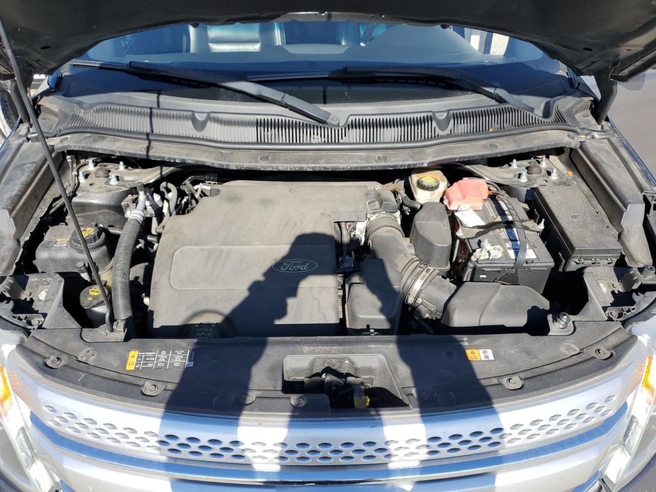 2013 Ford Explorer - Image 12