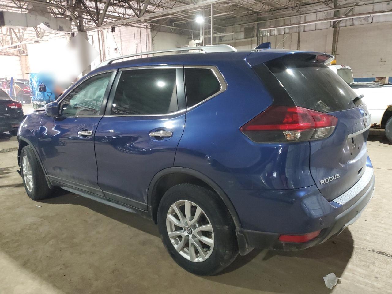 2019 Nissan Rogue - Image 2