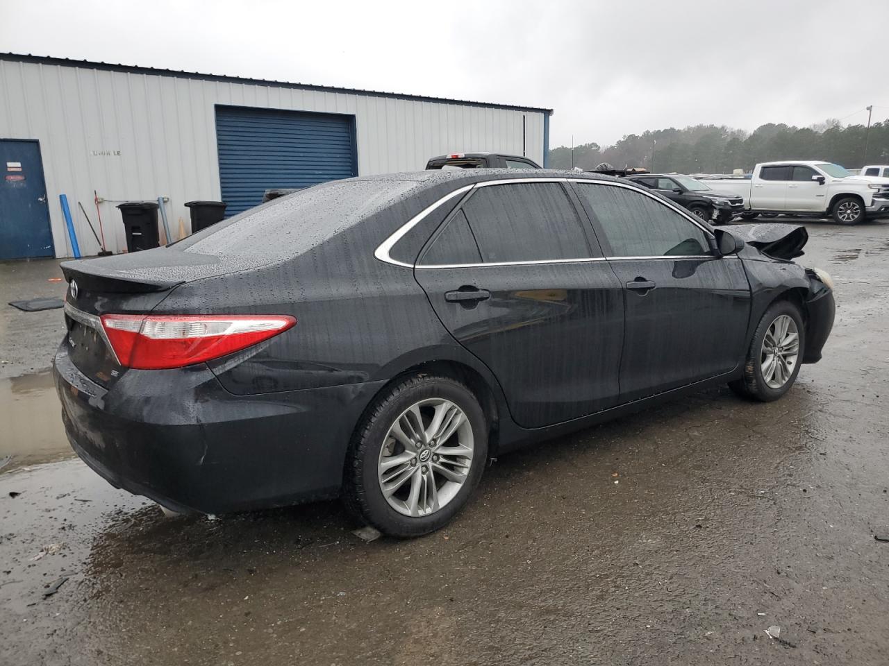2017 Toyota Camry - Image 3