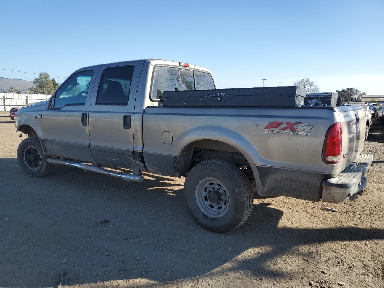 2003 Ford F250 - Image 2