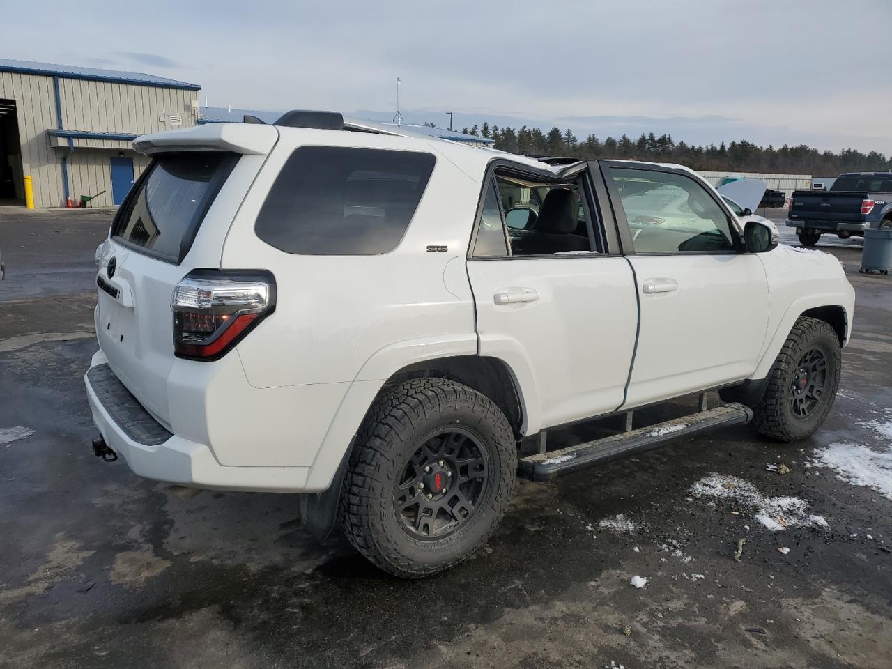 2024 Toyota 4Runner - Image 3