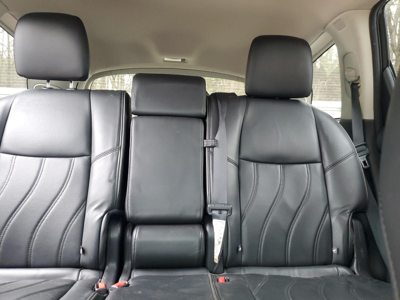 2015 Infiniti QX60 - Image 10
