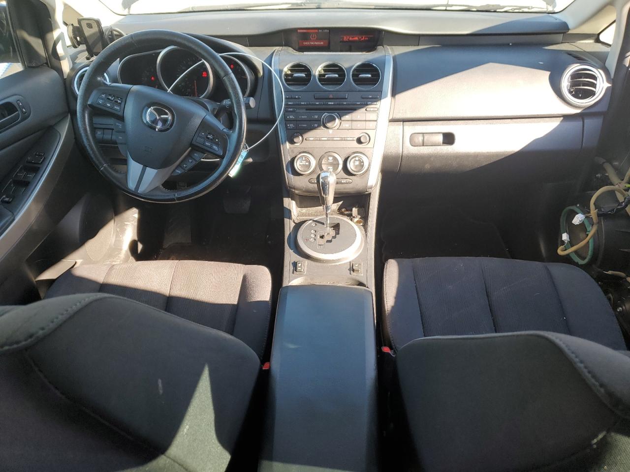2010 Mazda CX-7 - Image 8