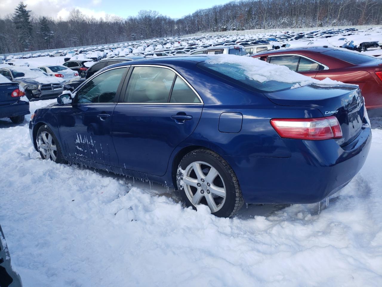 2009 Toyota Camry - Image 2