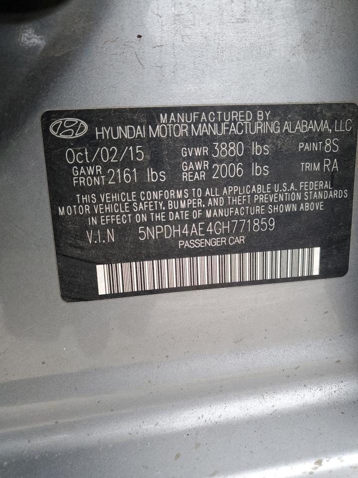 2016 Hyundai Elantra - Image 13