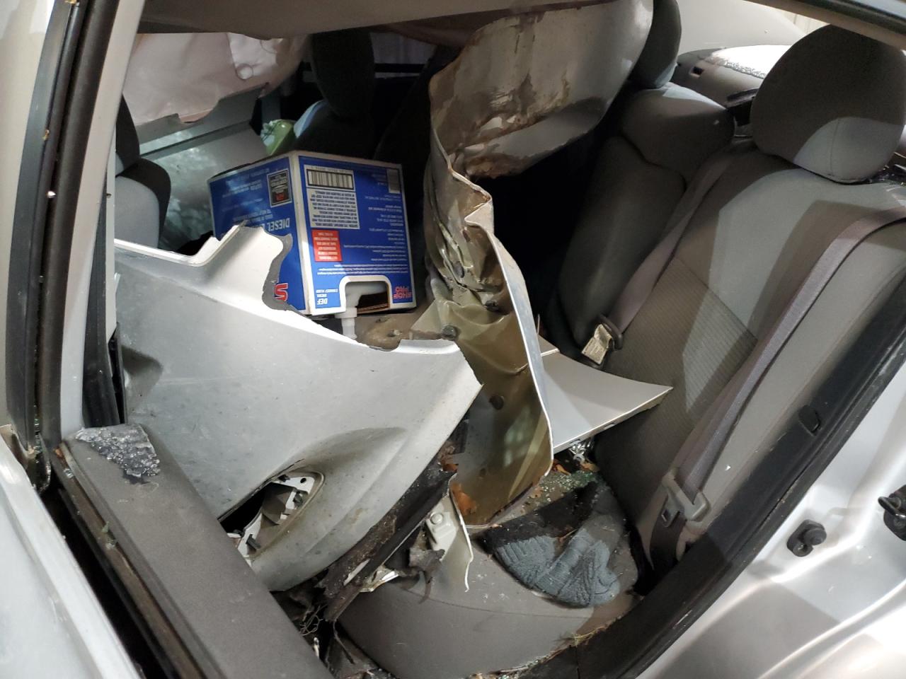 2012 Nissan Sentra - Image 10