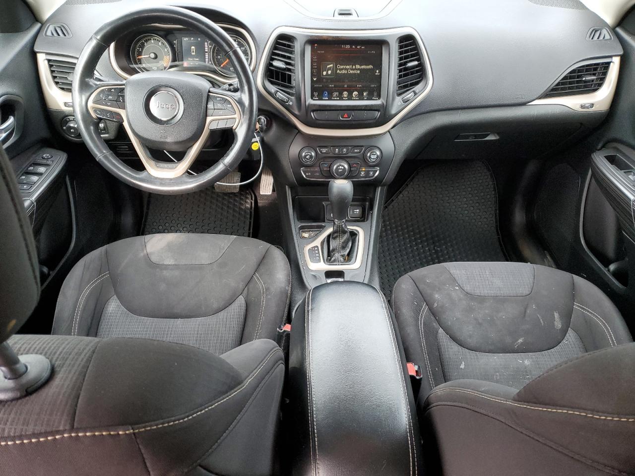 2015 Jeep Grand Cherokee - Image 8