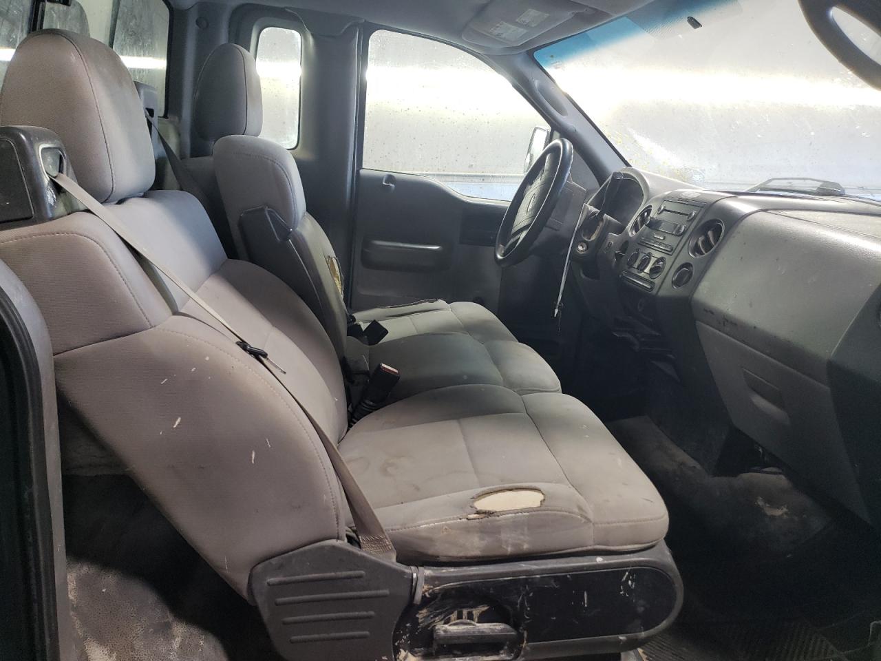 2006 Ford F-150 - Image 10