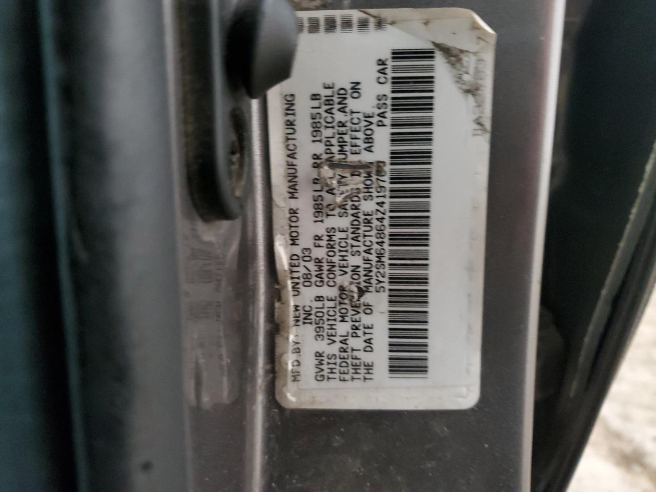2004 Pontiac Vibe - Image 15