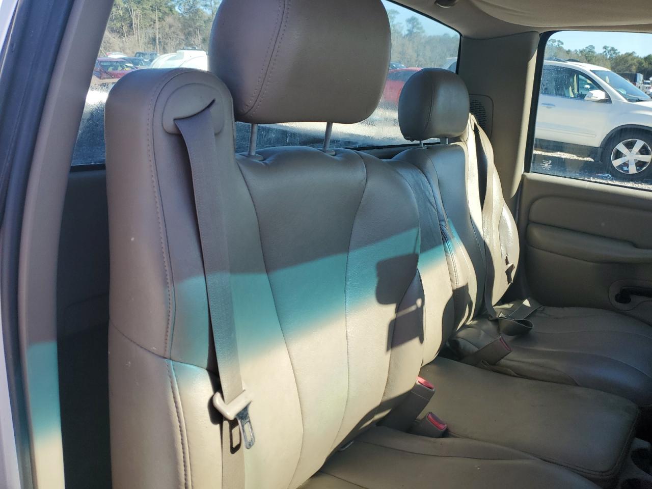 2001 Chevrolet Silverado - Image 10