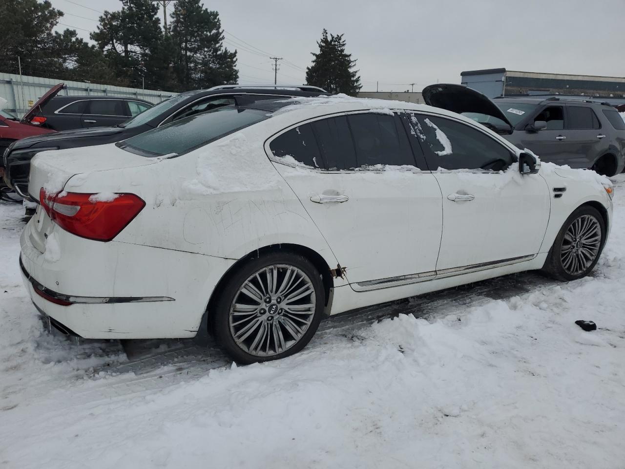 VIN KNALN4D78G5208098 2016 KIA CADENZA no.3