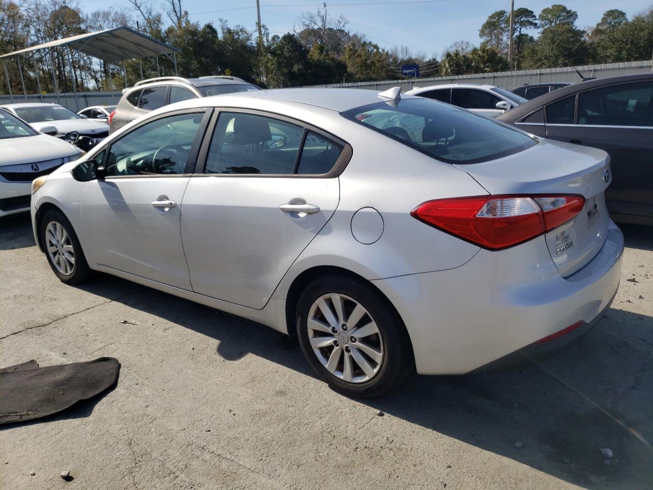 2016 Kia Forte - Image 2