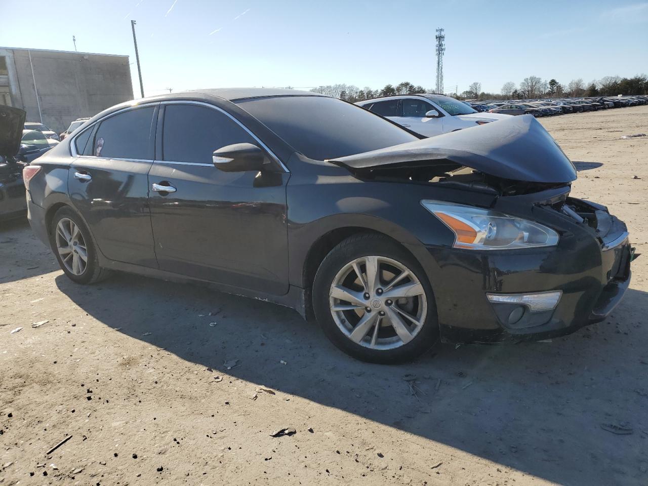 2015 Nissan Altima - Image 4