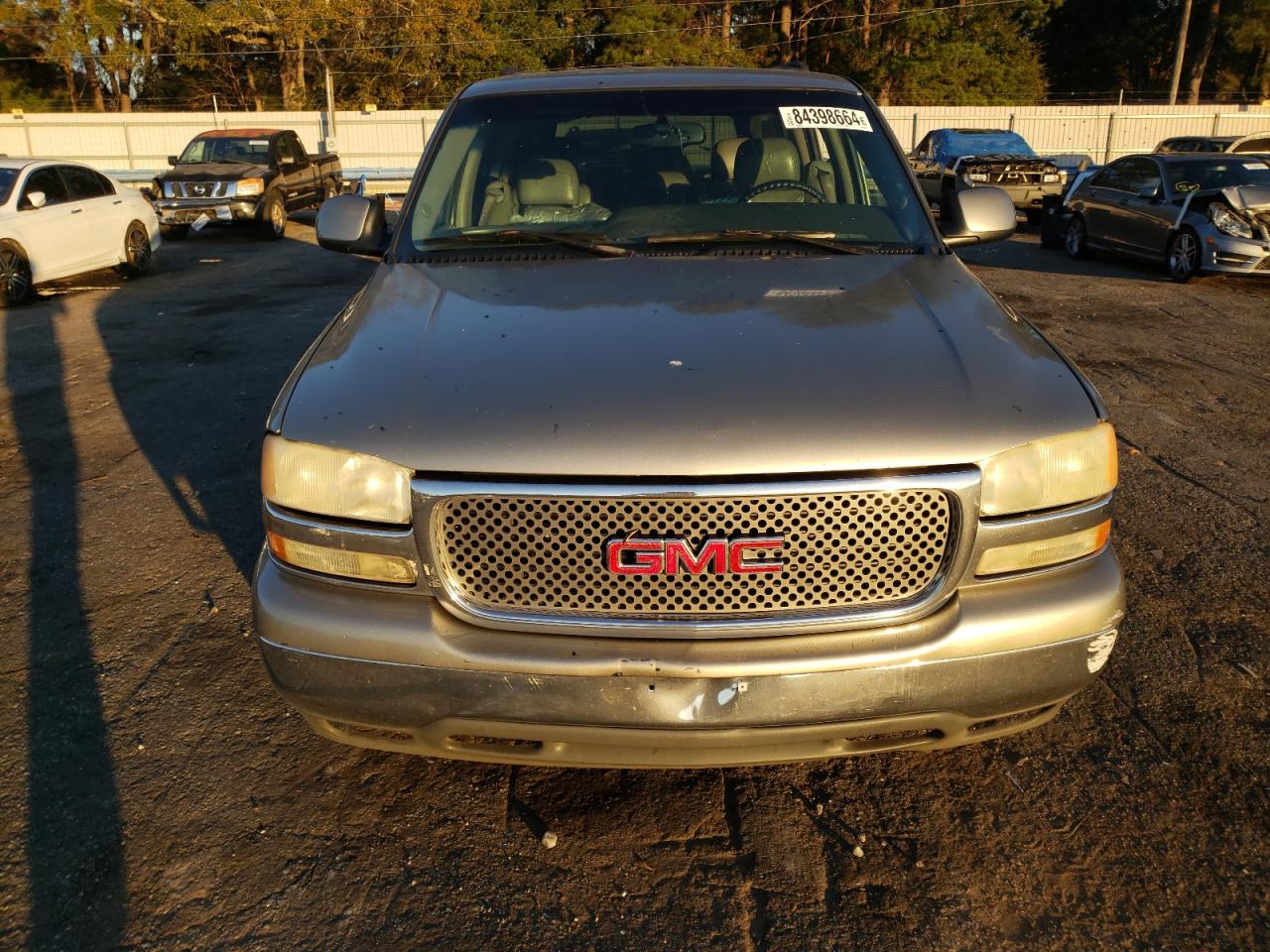 2003 GMC Yukon - Image 5