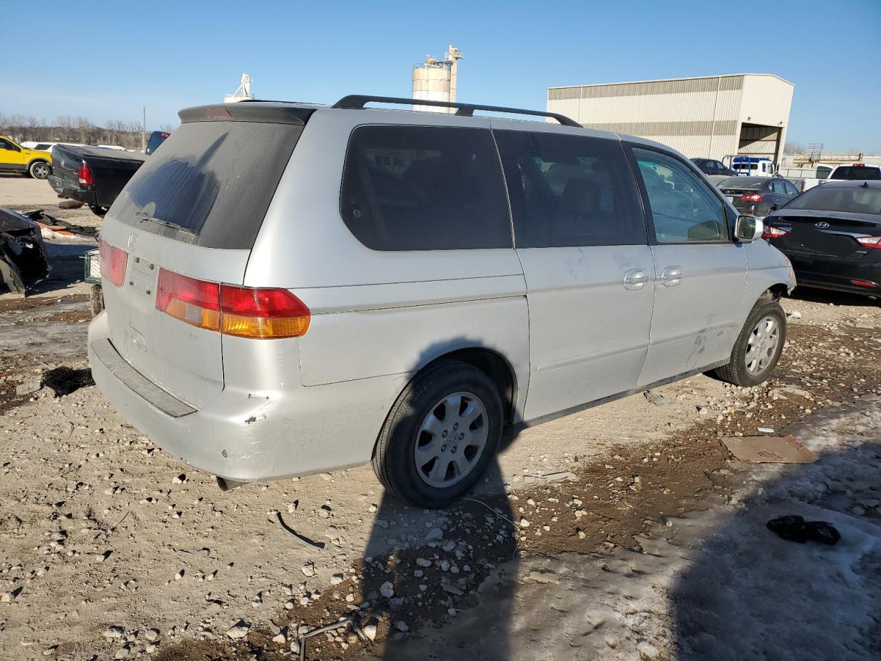 2004 Honda Odyssey - Image 3