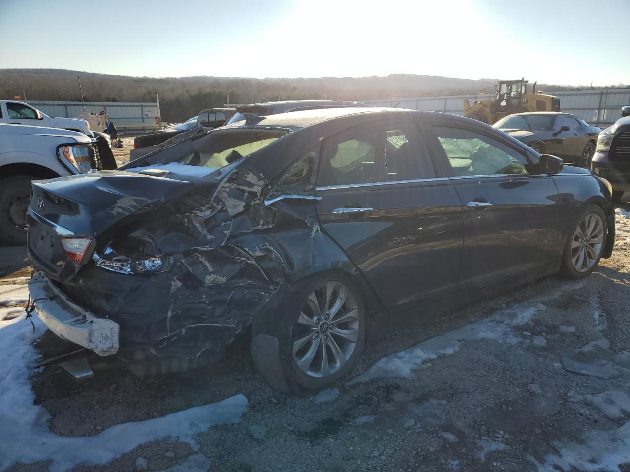 2012 Hyundai Sonata - Image 3
