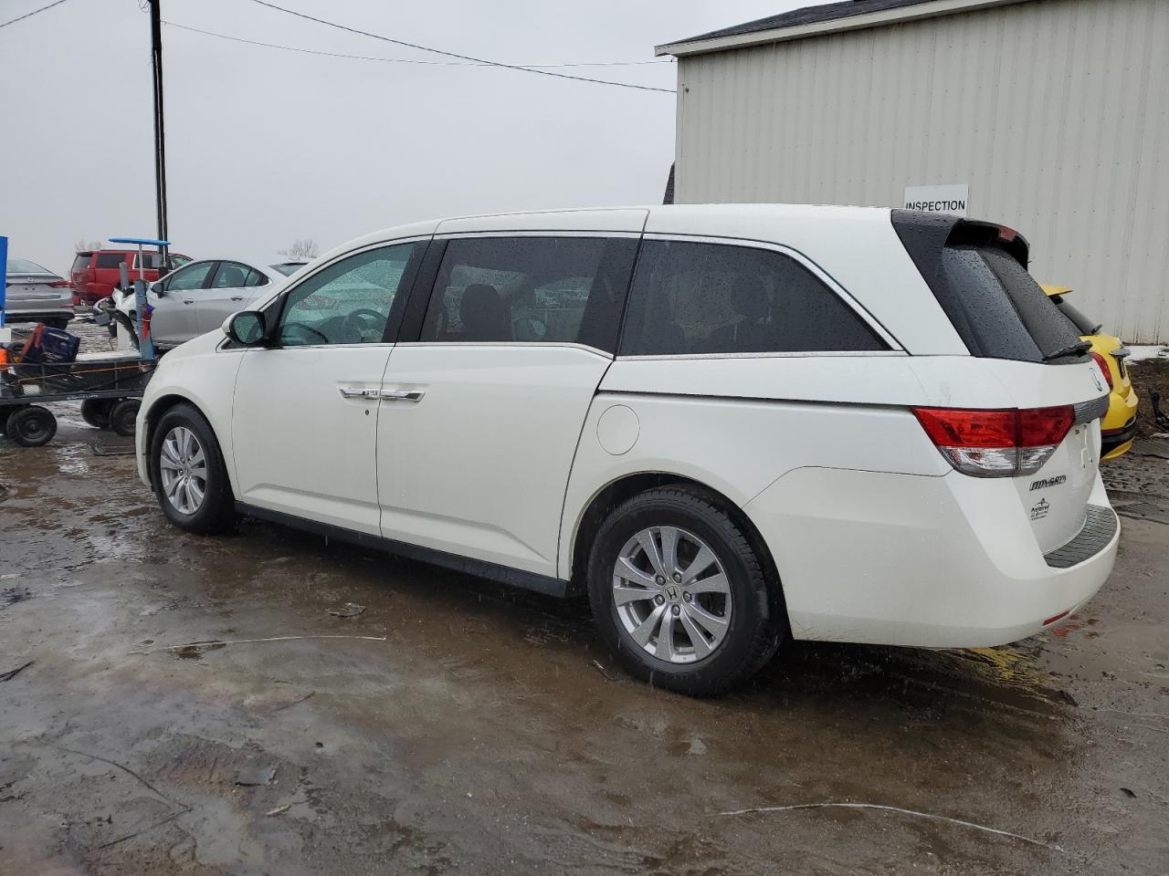 2017 Honda Odyssey - Image 2