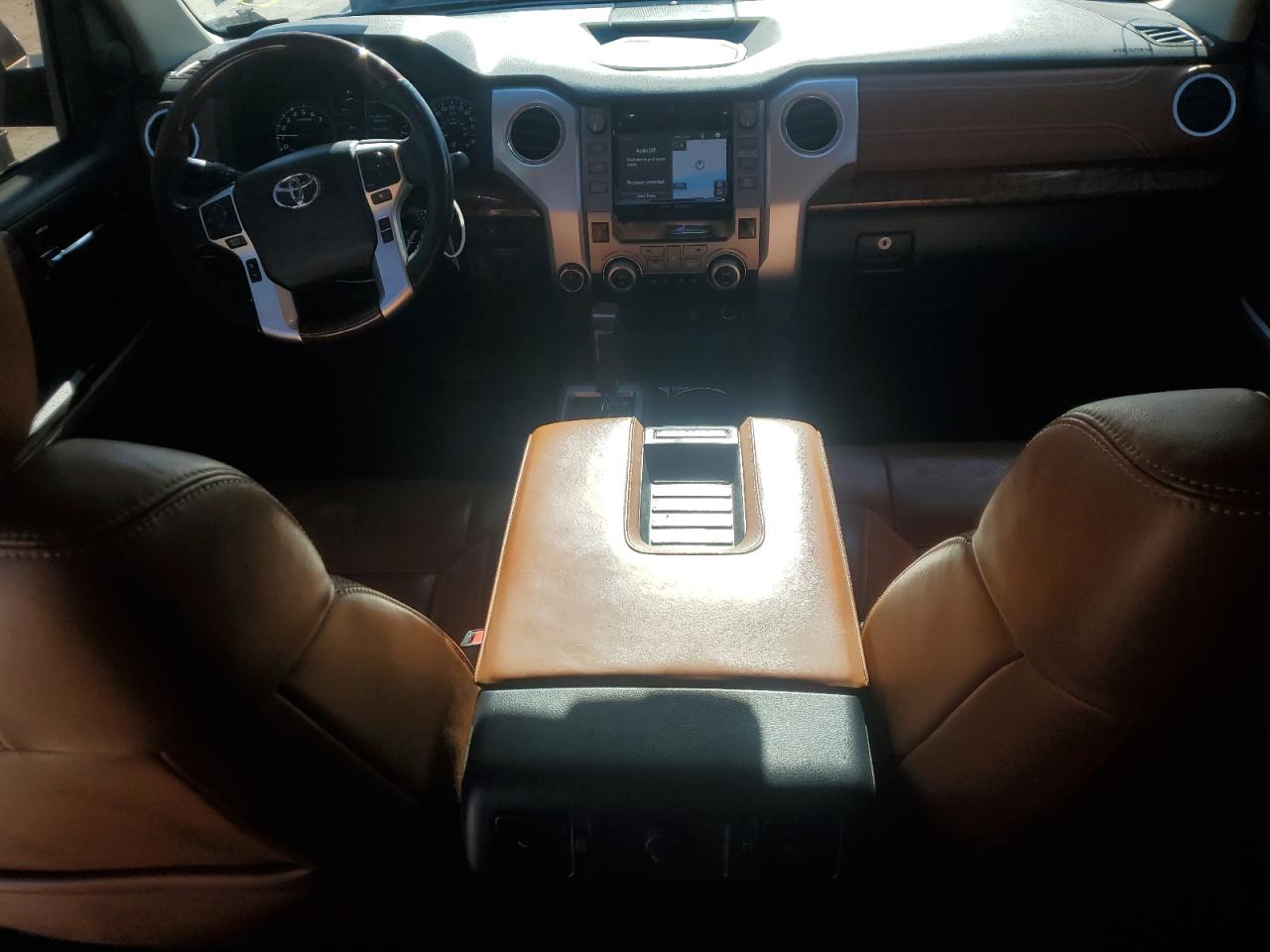 2018 Toyota Tundra - Image 8