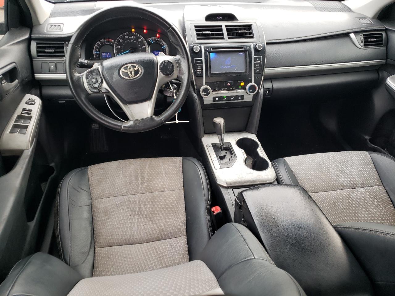 2012 Toyota Camry - Image 8