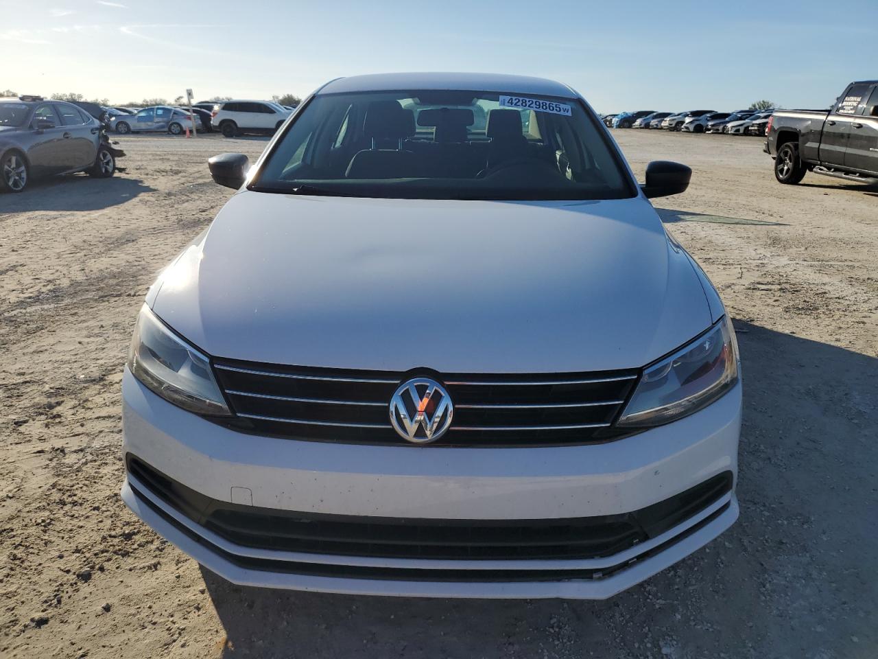 2016 Volkswagen Jetta - Image 5