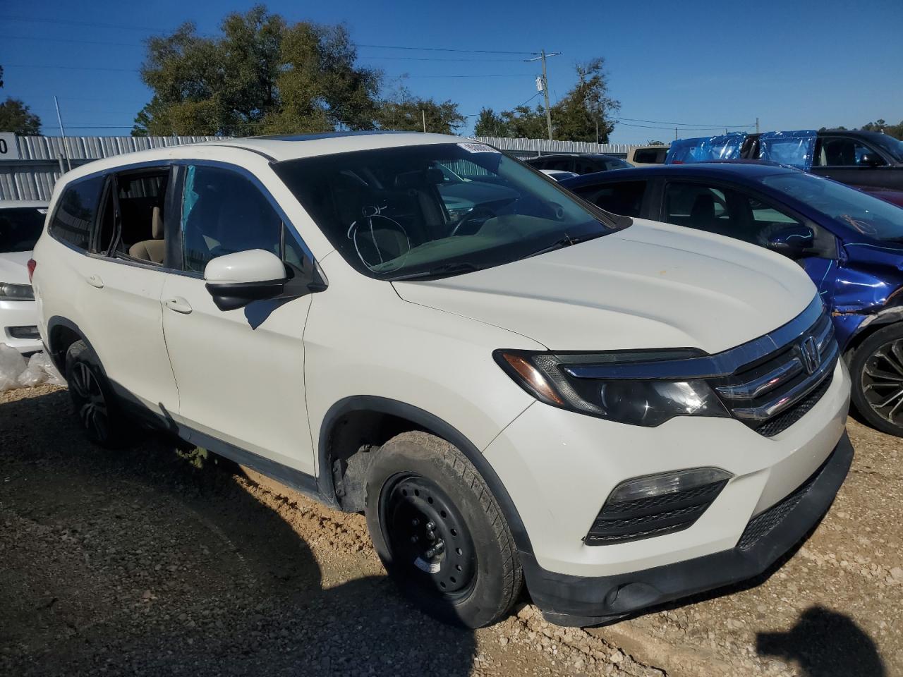 VIN 5FNYF5H55HB042336 2017 HONDA PILOT no.4