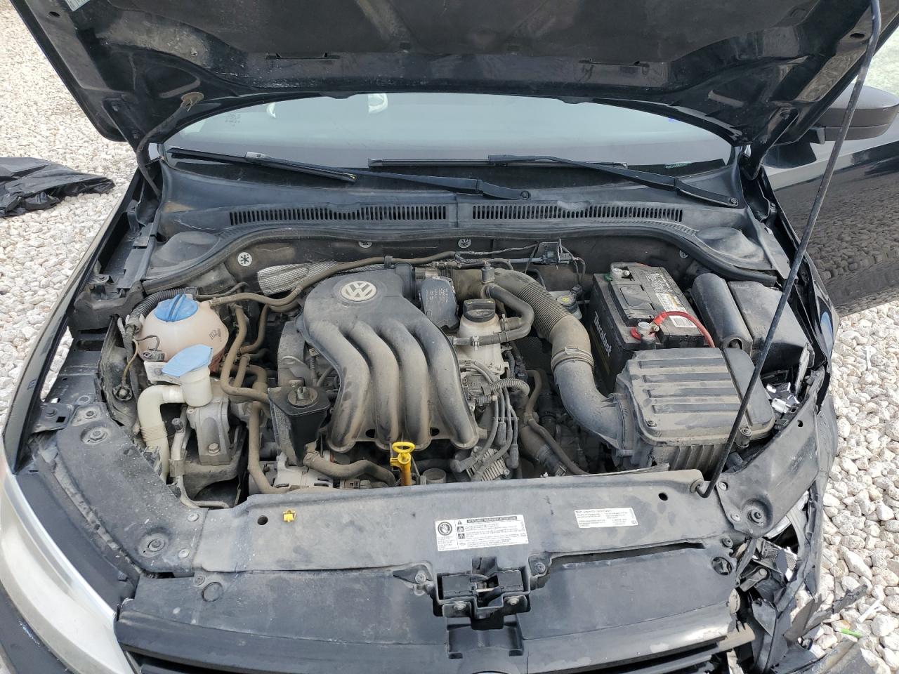 2014 Volkswagen Jetta - Image 12